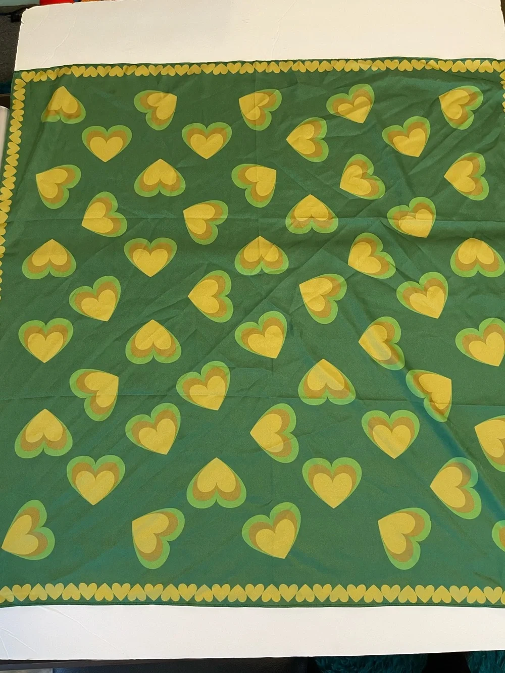 Urban Outfitters Scarf Bandana Satin Green Hearts Retro Festival Y2K Retrocore